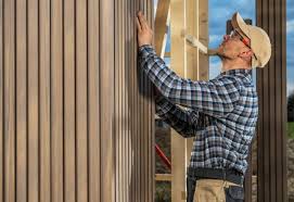 Best Insulated Siding Installation  in Charles City, IA